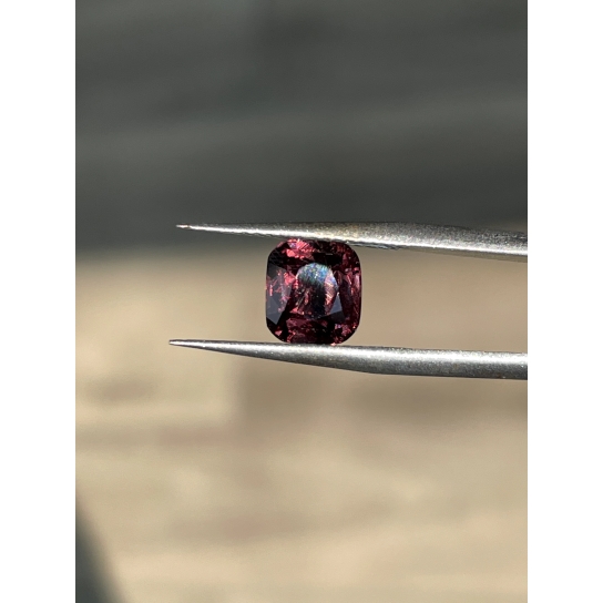 2.48ct Colour Change Garnet 