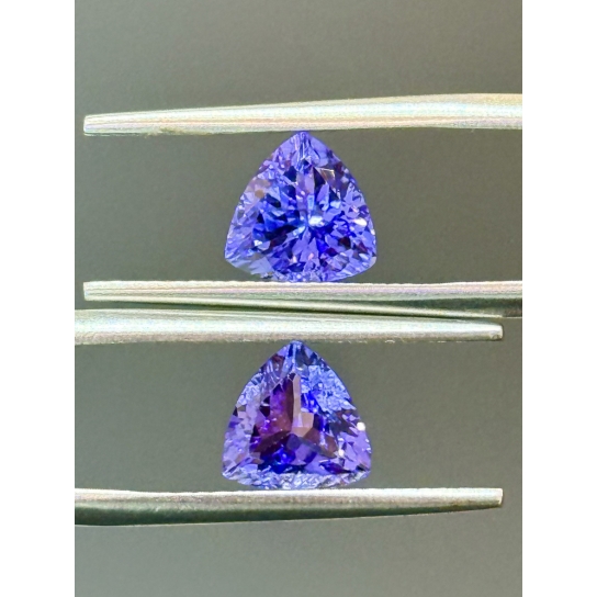 2.5ct Tanzanite Pair