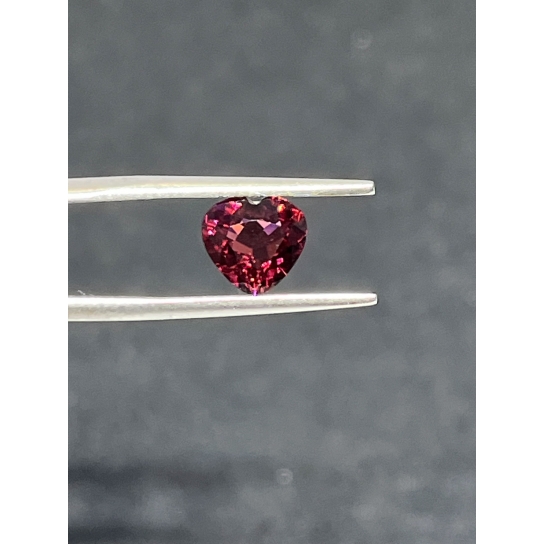 1.96ct Rhodolite Garnet