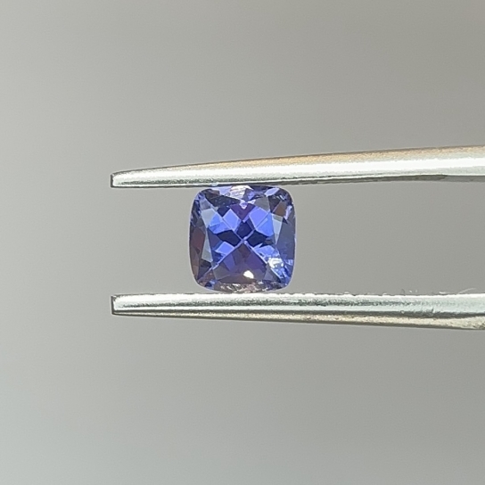 0.9ct Tanzanite TNZN48