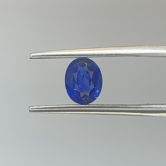 1.6ct Blue Sapphire Certified