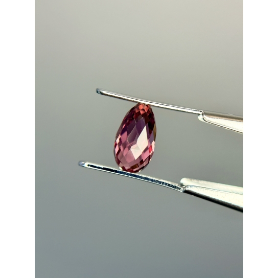 1.6ct Briolette Sapphire (GIT Certified)