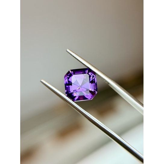 4.66ct Excellent Faceted Amethyst 