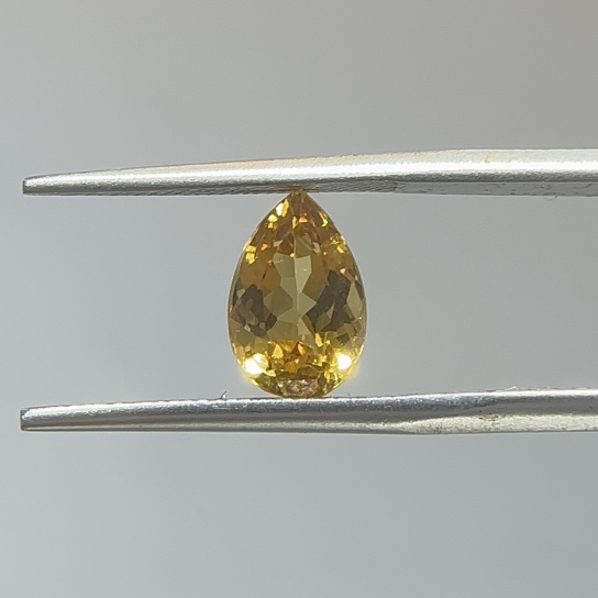 2.3ct Citrine C18