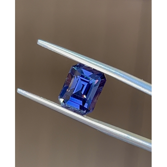 3.9ct Spinel 