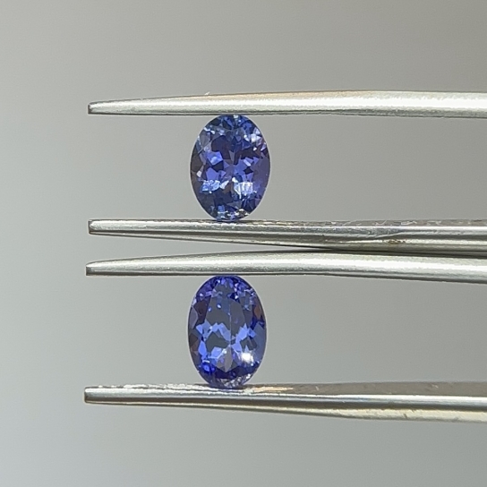 2.3ct Tanzanite Pair