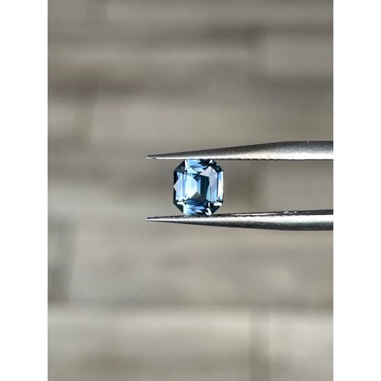 1.04ct Teal Sapphire 