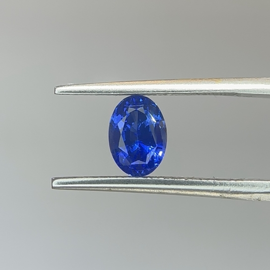 1.5ct Royal Blue Sapphire BSPH20
