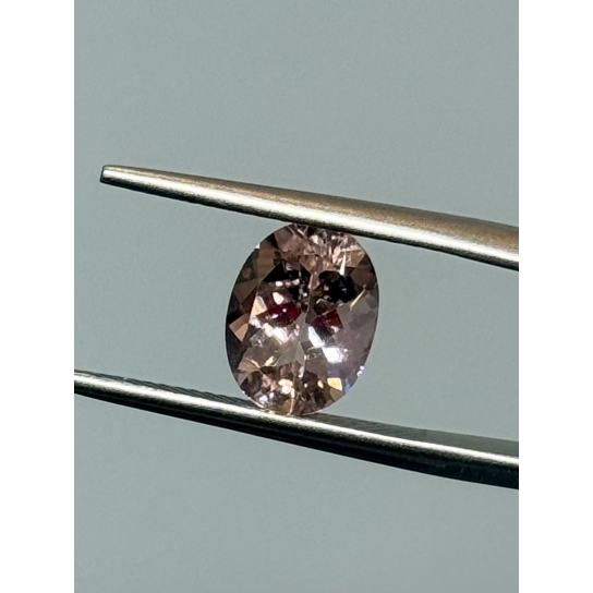 1.5ct Bedazzling Morganite