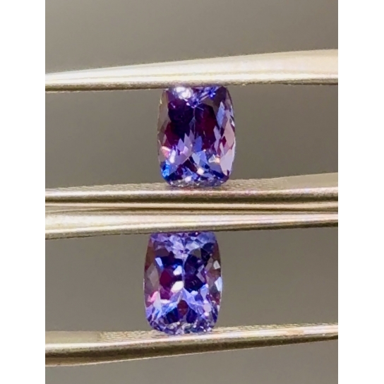 2.2ct Tanzanite Pair