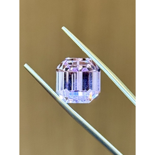 11.1ct Kunzite