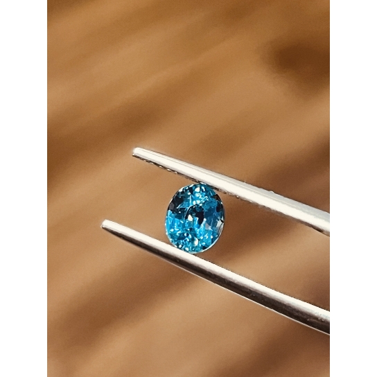 0.99ct Teal Sapphire 