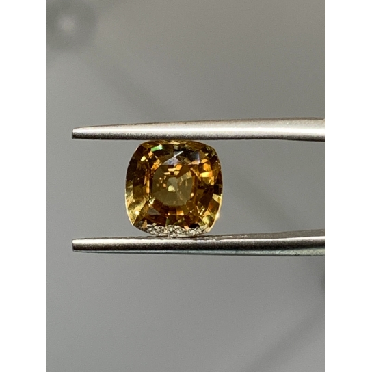 2.9ct Zircon
