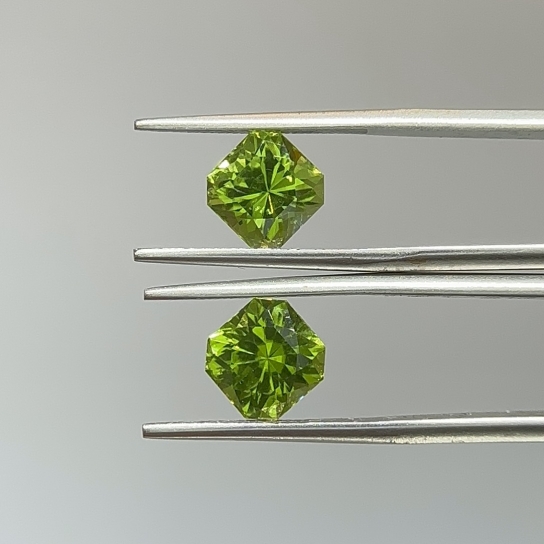 5.6ct Peridot