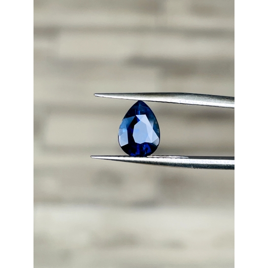 2.69ct Royal Blue Sapphire 