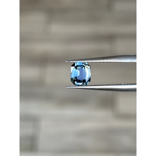 1.03ct Teal Sapphire 