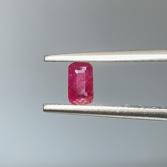 0.45ct Ruby