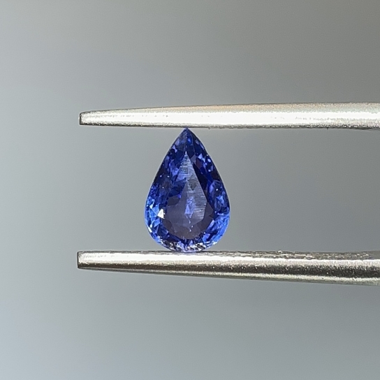 0.95ct Blue Sapphire