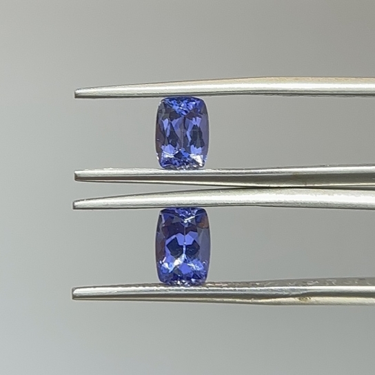 2.2ct Tanzanite Pair