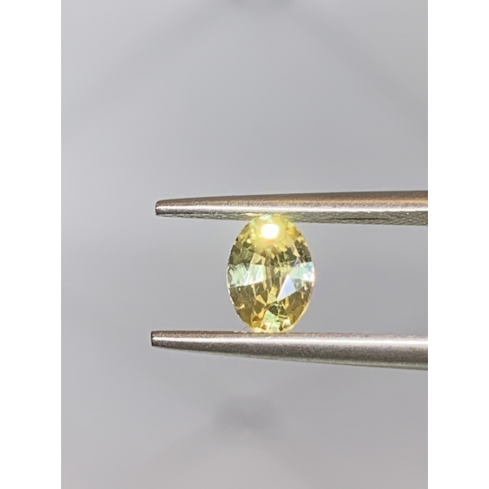 0.9ct Yellow Sapphire