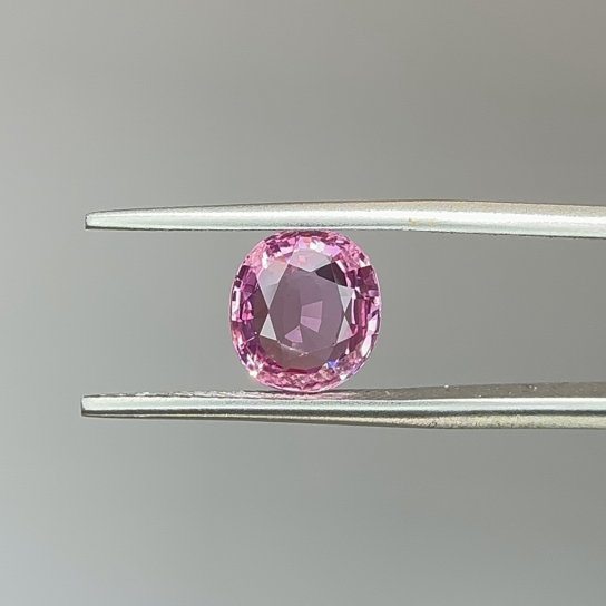 2.5ct Pink Sapphire