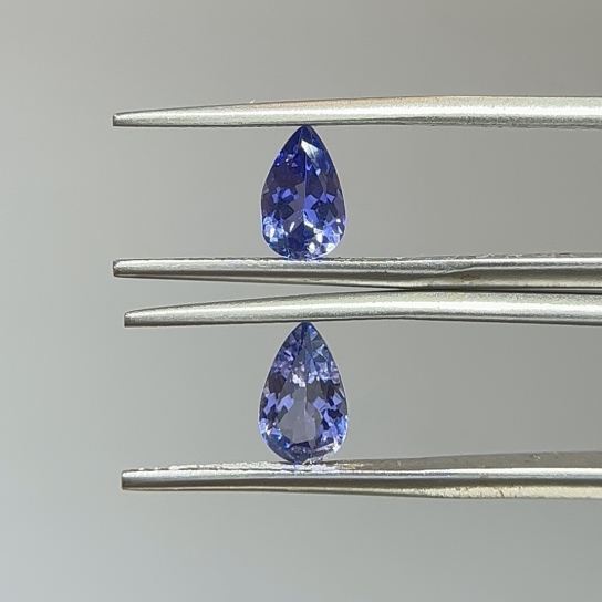 1.9ct Tanzanite Pair