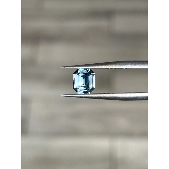 1.04ct Teal Sapphire 