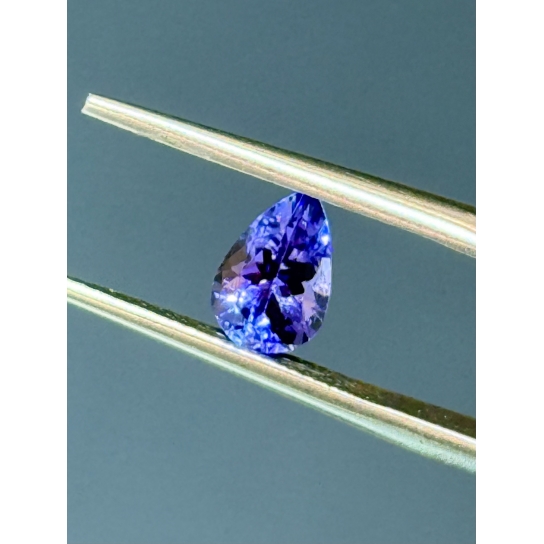 0.9ct Tanzanite TNZN64