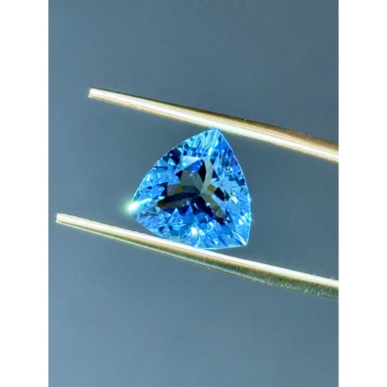 3.8ct Excellent Cut Swiss Blue Topaz