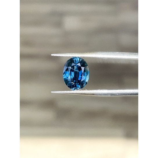 3.76ct Teal Sapphire 