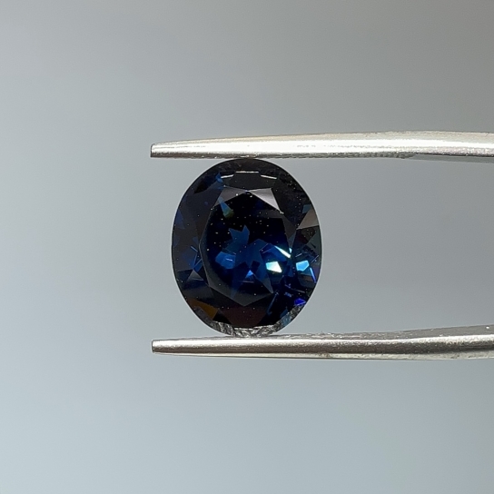 5.9ct Blue Sapphire