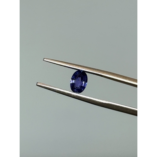 0.77ct Blue Sapphire