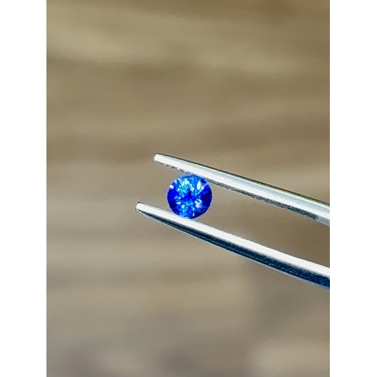 0.40ct Excellent Faceted Blue Sapphire