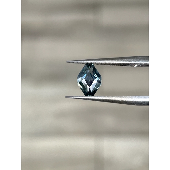 1.02ct Teal Sapphire 