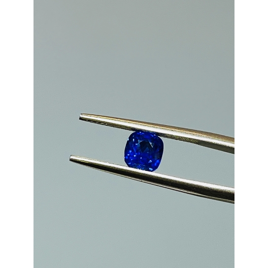 1.22ct Blue Sapphire 