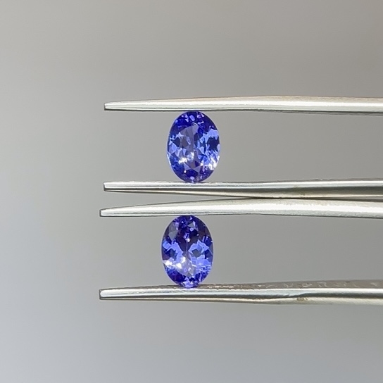 2.2ct Tanzanite Pair TNZN34