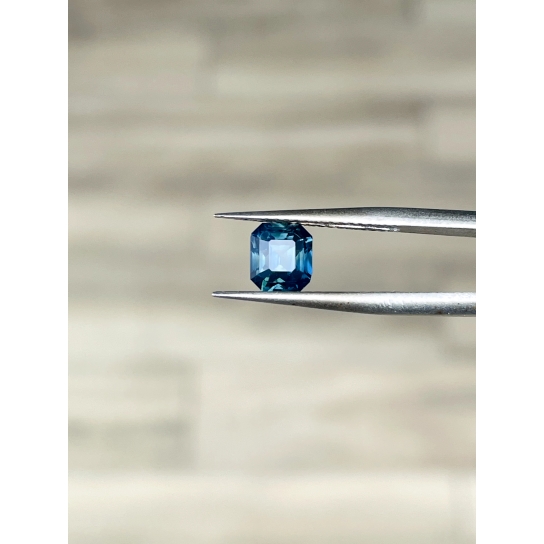 1.61ct Teal Sapphire 