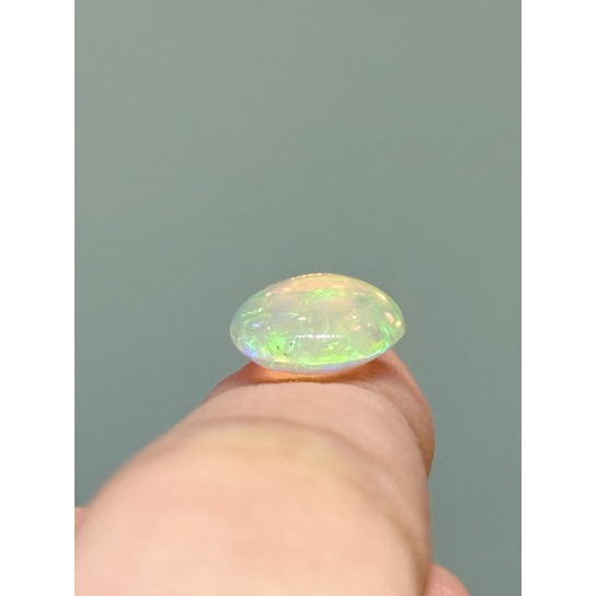 2.95ct Iridescent Ethiopian Opal