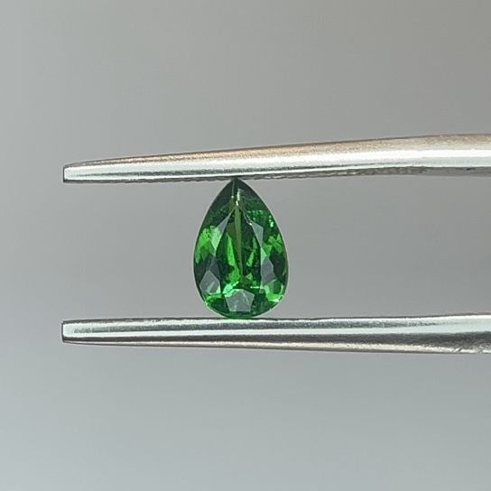 0.54ct Tsavorite Certified
