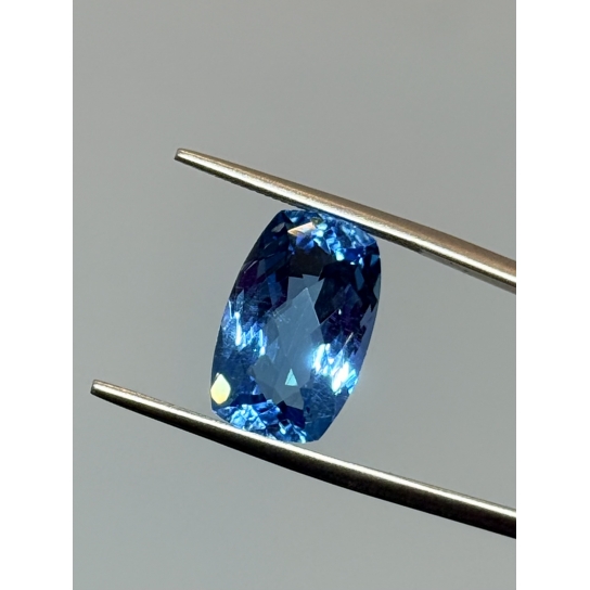 6.7ct Swiss Blue Topaz