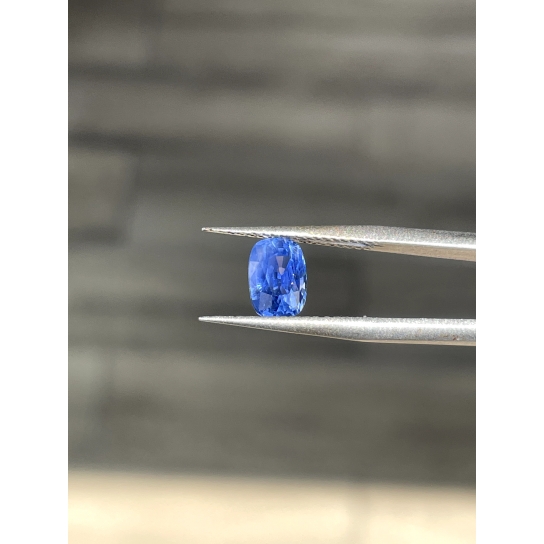 1.75ct Blue Sapphire 