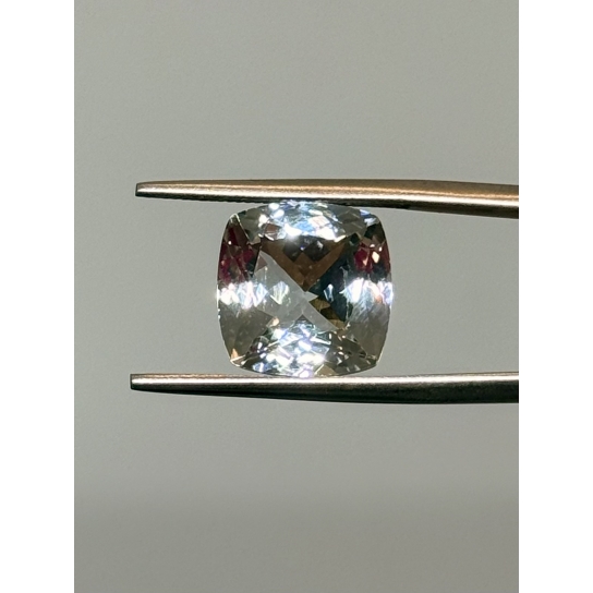 4.6ct Excellent cut Aquamarine