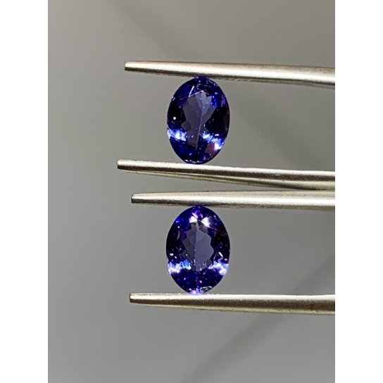 2.1ct Tanzanite 