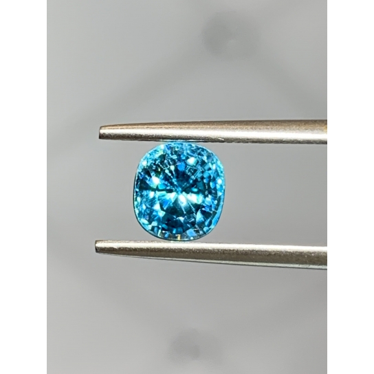 2.9ct Zircon