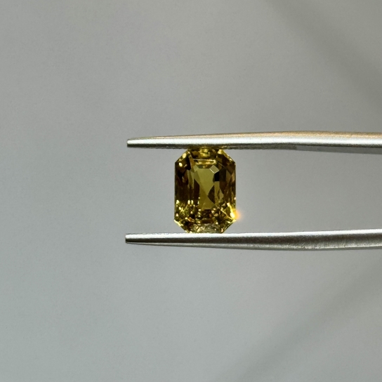 2.4ct Chrysoberyl 
