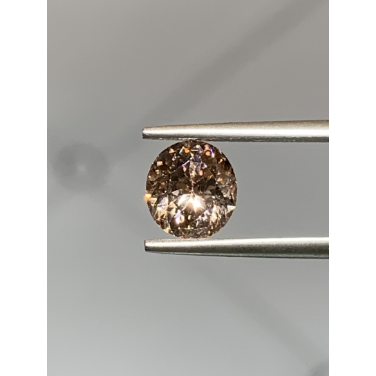 2.6ct Zircon