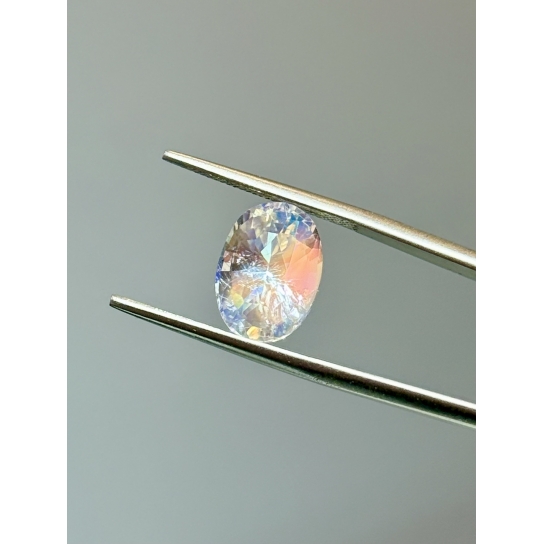 4ct Excellent Faceted Moonstone