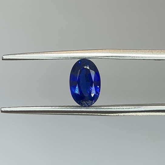 1.912ct Blue Sapphire Certified