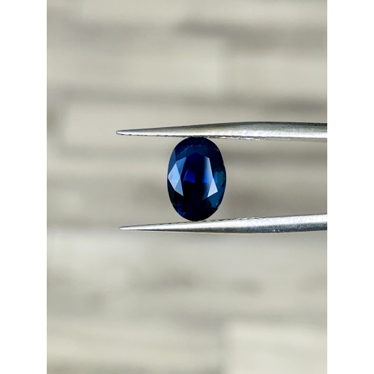 2.92ct Royal Blue Sapphire 