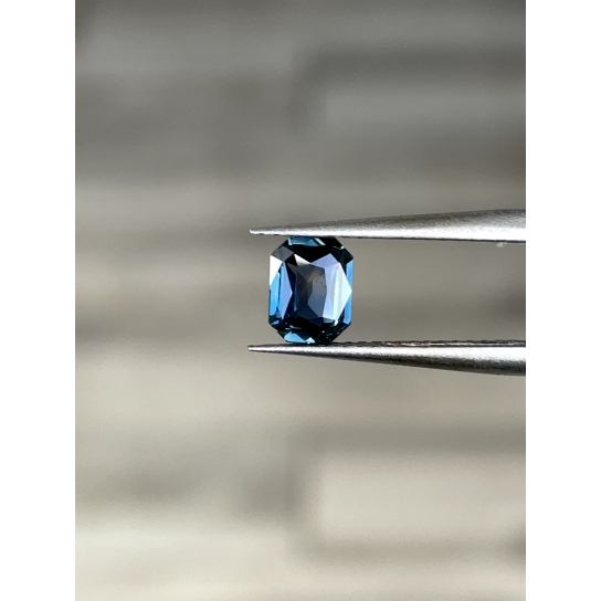 1.04ct Teal Sapphire 